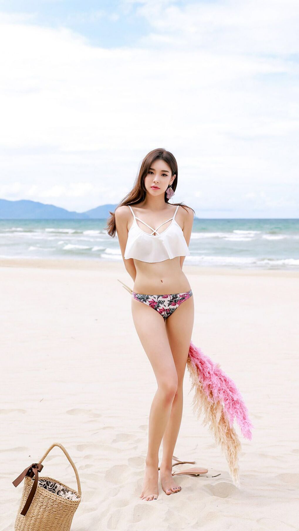 AYX官网-联赛末段积分焦灼是否更考验教练战术适应能力，联赛积分赛阵容