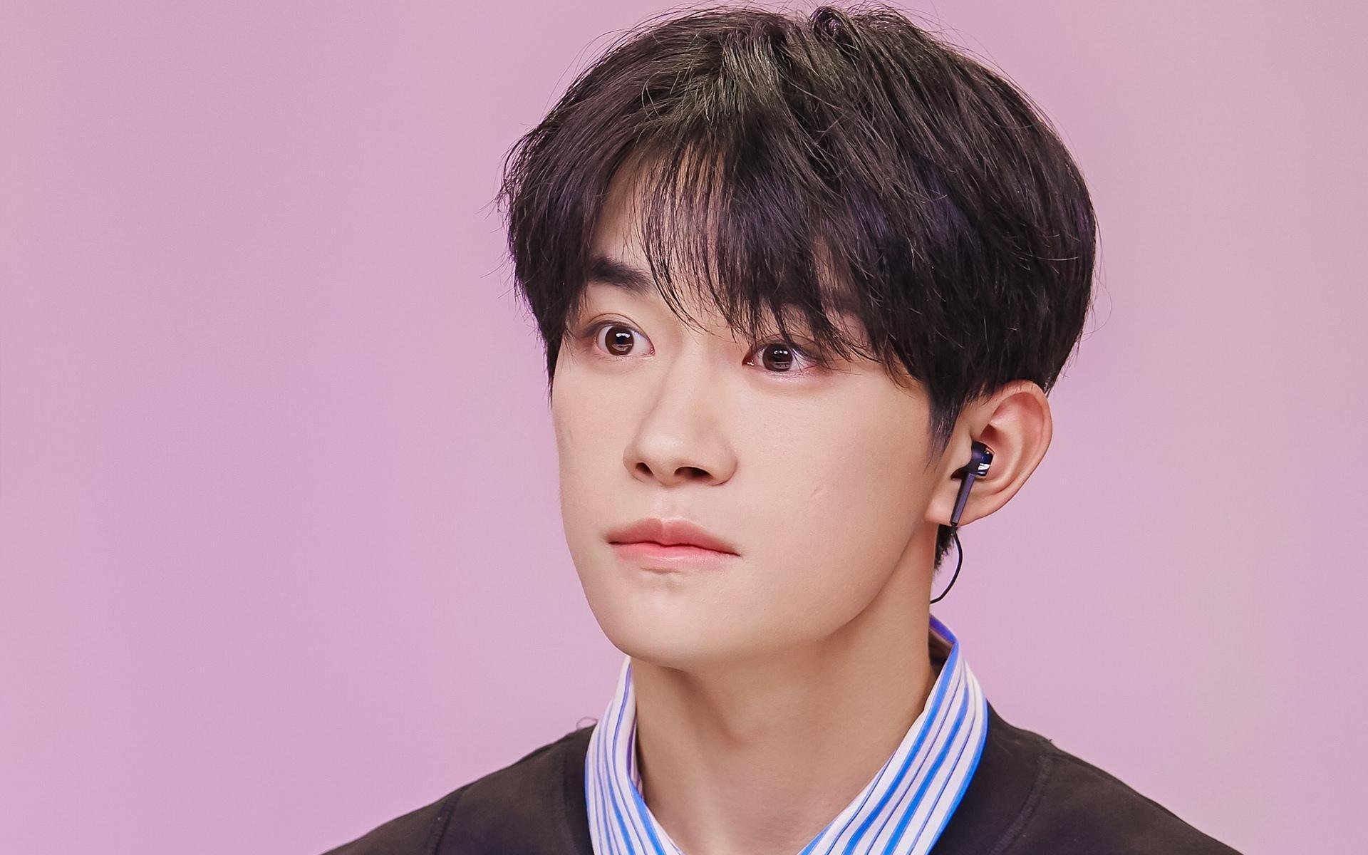 联赛末段积分焦灼是否更考验教练战术适应能力，联赛积分赛阵容