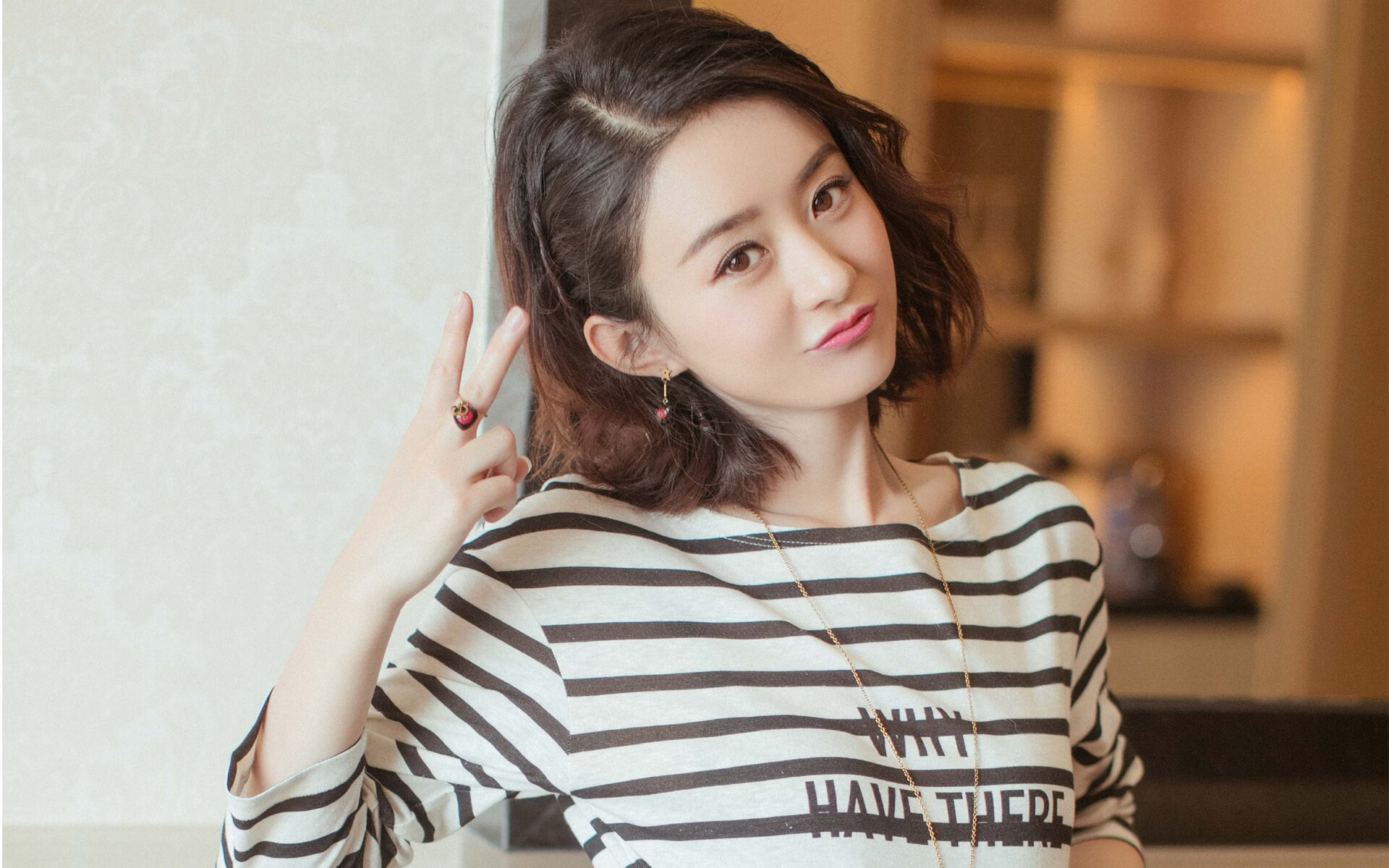 爱游戏登录入口-国王年轻内线已具备首发能力，国王这几年错过的好球员